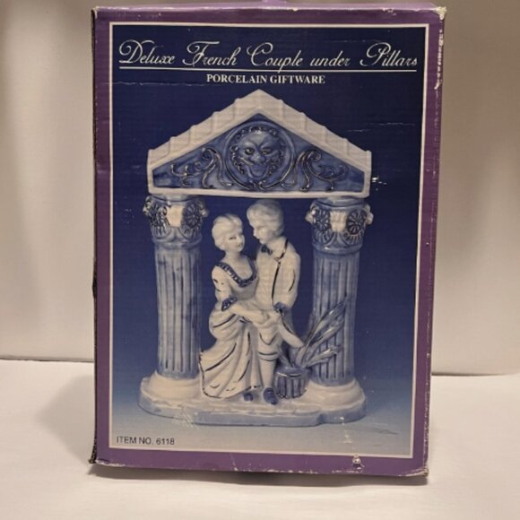 CWI Vintage Porcelain Victorian Couple. 10.5" High. Could use as Cake Topper B1 - Picture 8 of 8